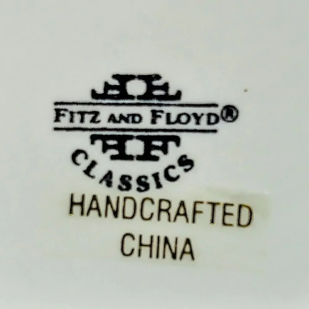 Vintage Fitz and Floyd Snowy Woods Covered Porcelain Sugar Bowl